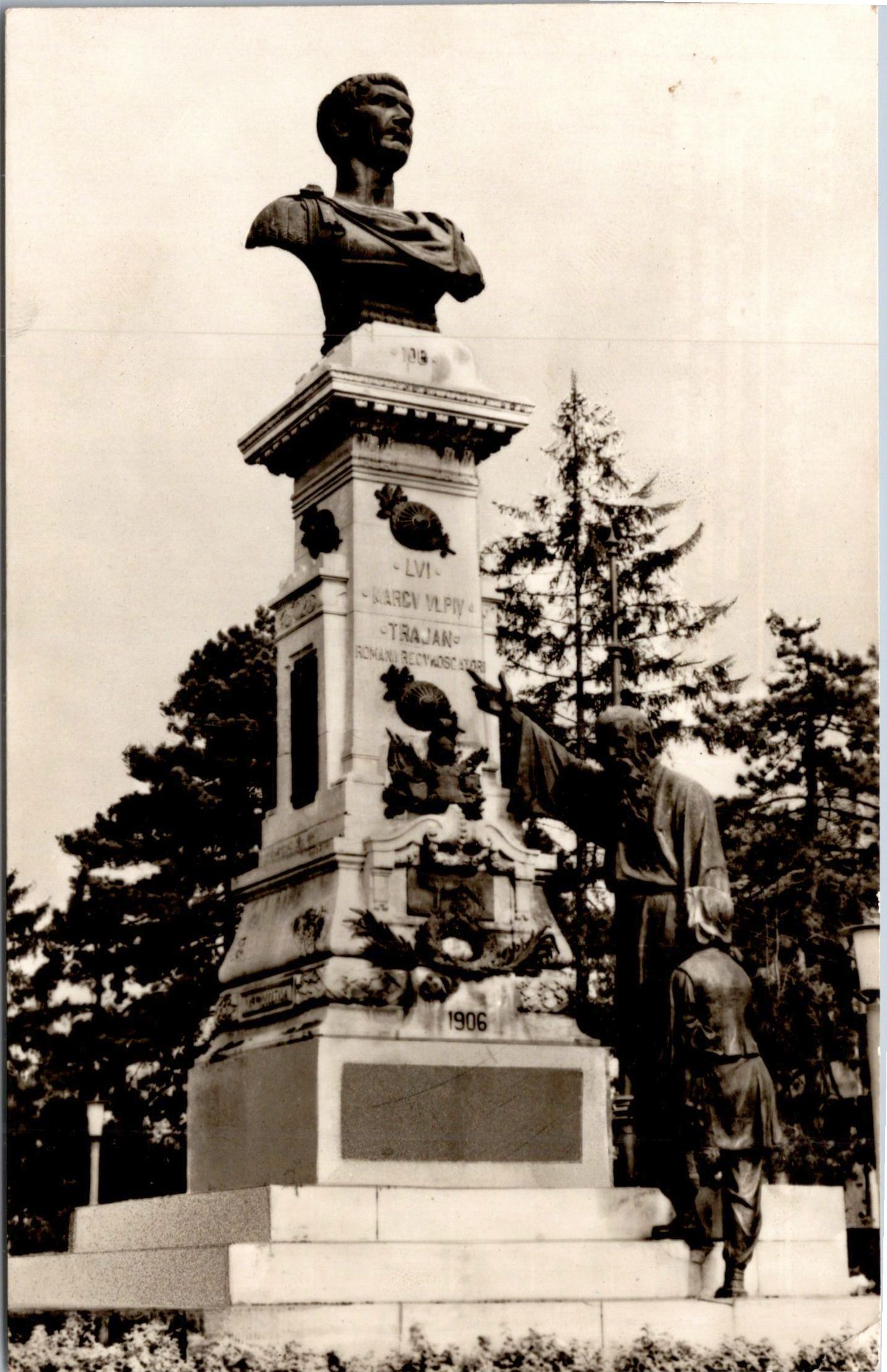 Brăila. Statuia lui Traian
