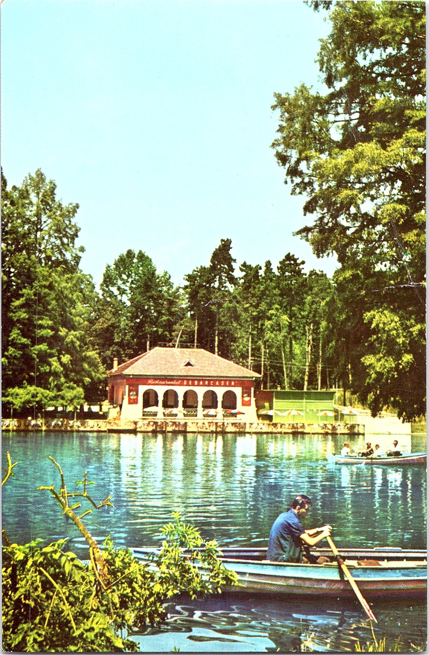 Craiova. Vedere din Parcul poporului