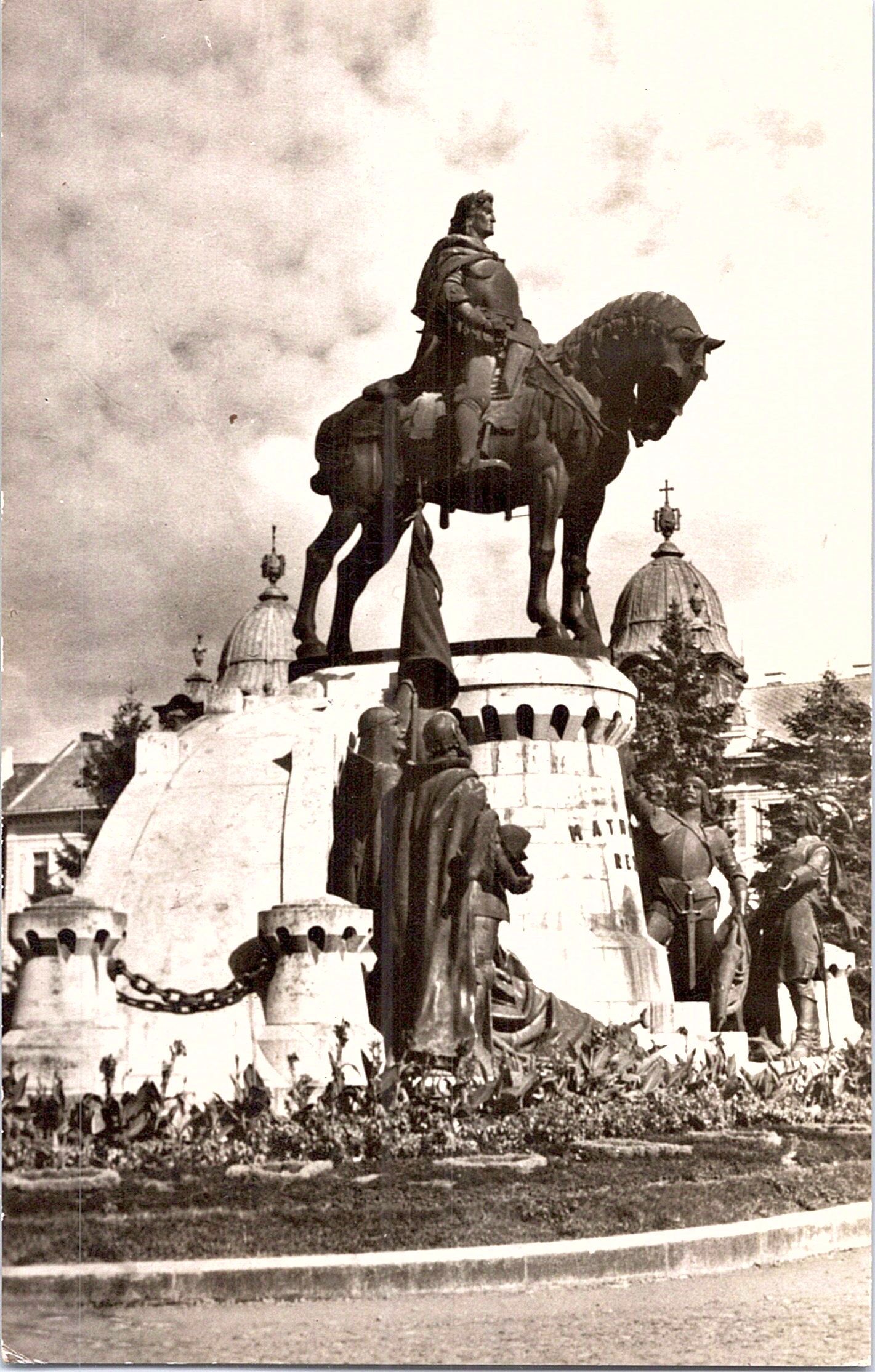 CLUJ. Statuia lui Matei Corvin