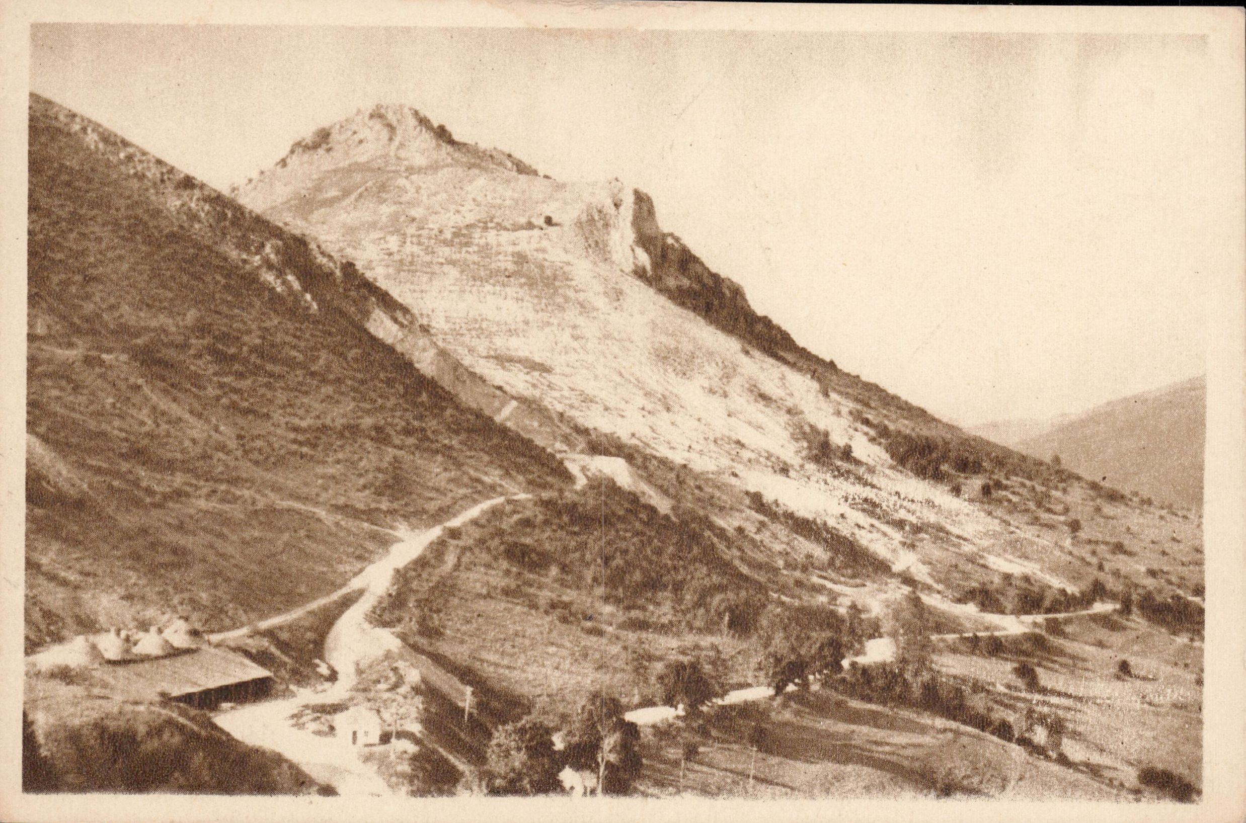 Rucăr - Vârful Mateiașului