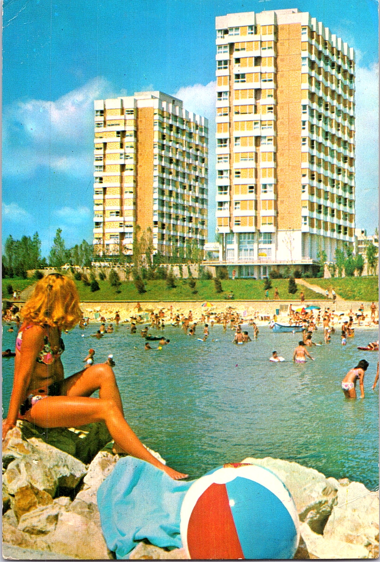 Saturn - Hotelurile Diana și Atena