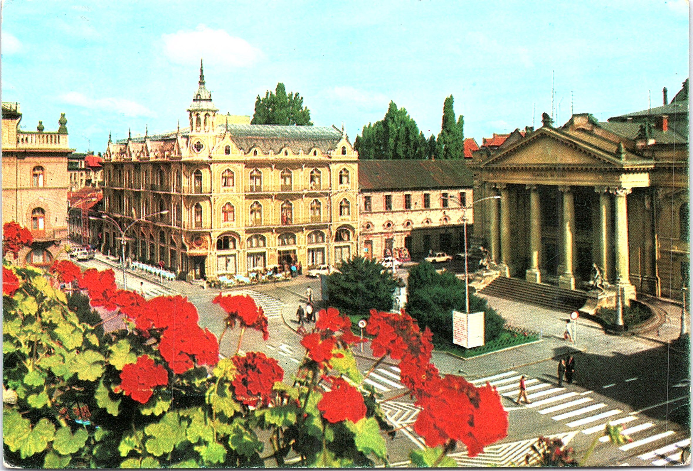 Oradea. Teatrul de Stat și hotelul Astoria